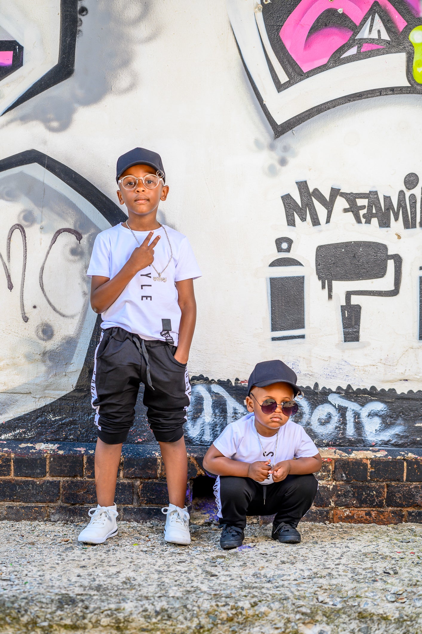 Kids 3 piece  BW Cap Set